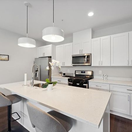 Spacious 3Bedroom Duplex With Rooftop Deck! Вашингтон Экстерьер фото