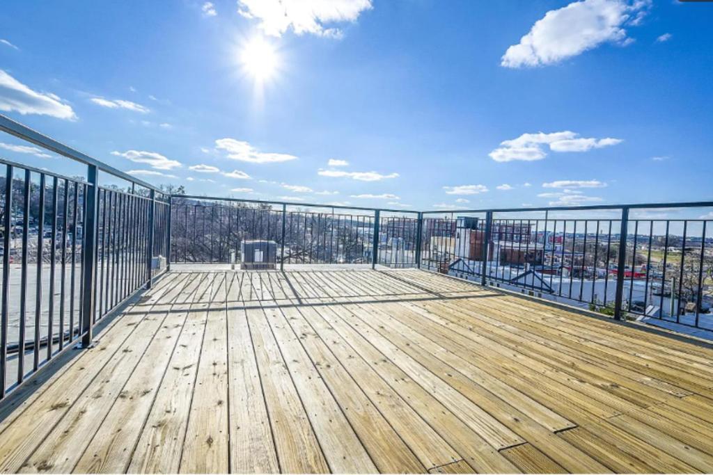 Spacious 3Bedroom Duplex With Rooftop Deck! Вашингтон Экстерьер фото